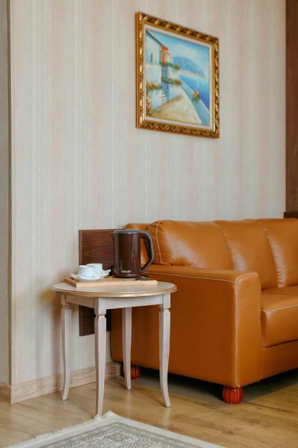 Sacvoyage Hotel Almaty Eksteriør billede