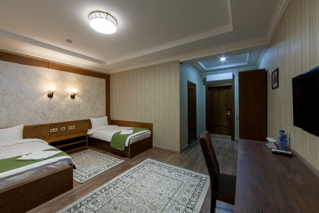 Sacvoyage Hotel Almaty Eksteriør billede